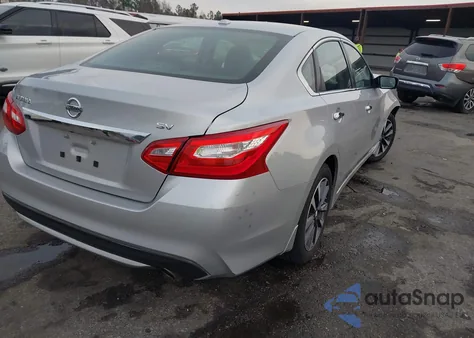 2016 Nissan Altima 2.5 Sv z USA, uszkodzony, nr VIN 1N4AL3AP8GC259701